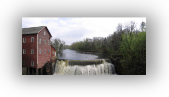 Wisconsin Dells Mill Museum in Spring